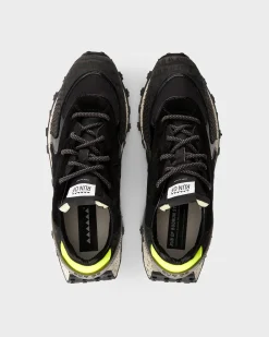 Black Mumba Sneakers