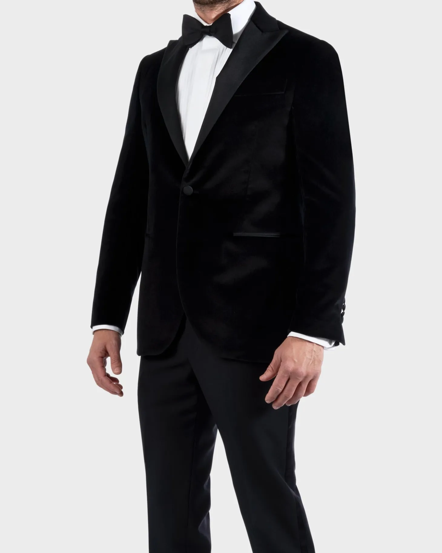 Black Peak Lapel Velvet Dinner Jacket