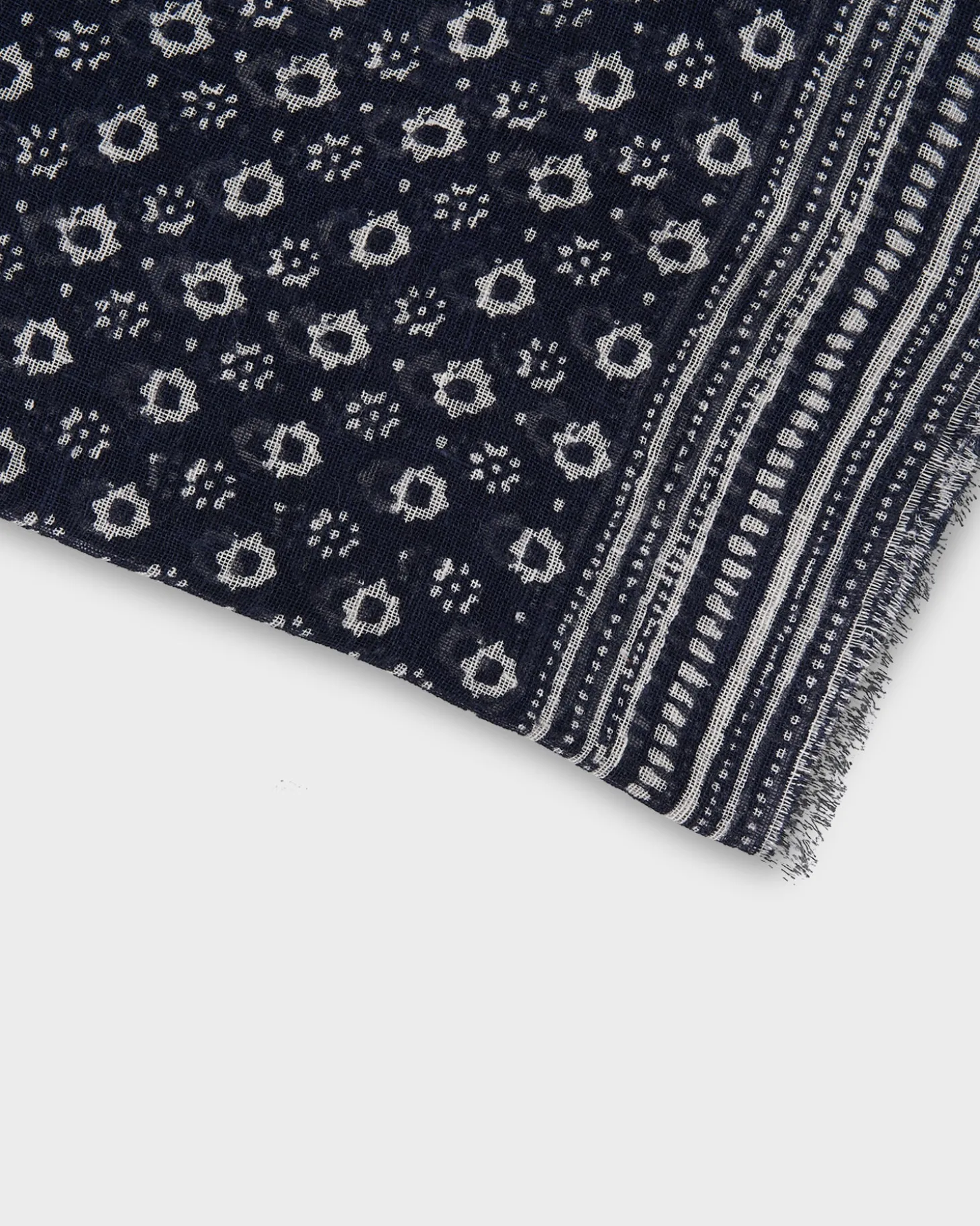 Midnight Flower Pattern Frayed Edge Linen Scarf